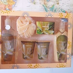 Shower/bath gift set